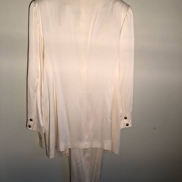 Winter White Silk Suit - Picture 4 of 7